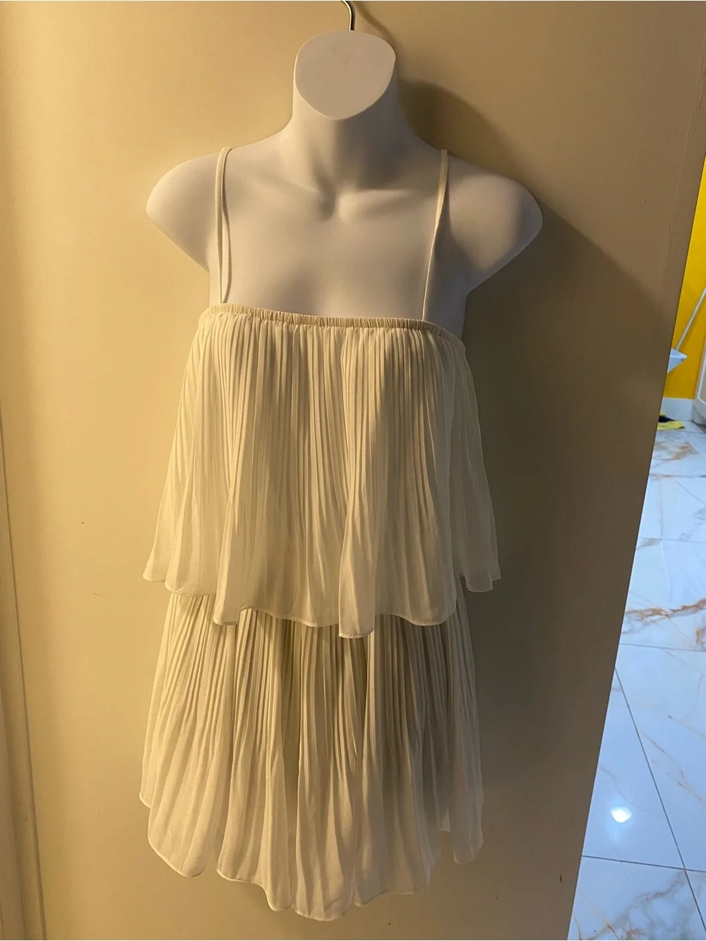 EXLURA White Pleated Strapless Romper - Picture 3 of 11